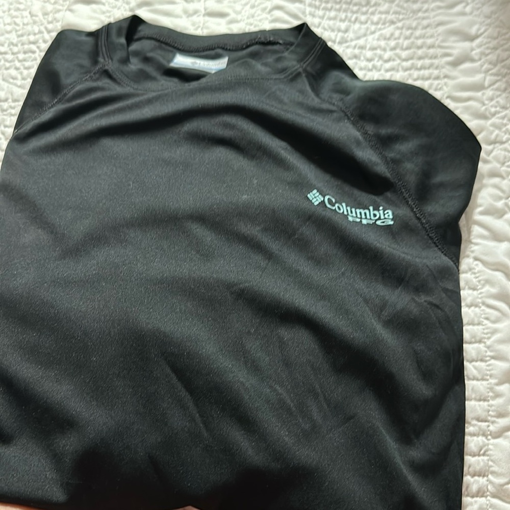 Black Columbia shirt